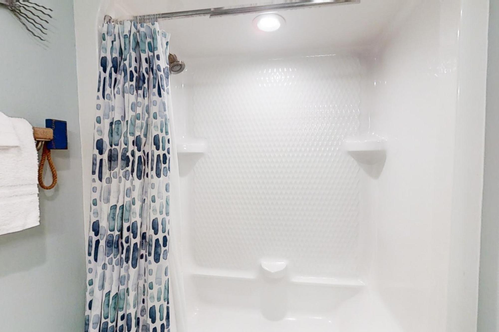 Phoenix On The Bay 2208 By Meyer Vacation Rentals Orange Beach Room photo